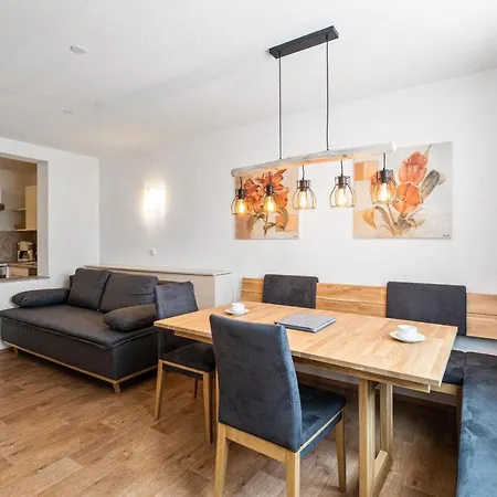 Haus Aventurin Fiss